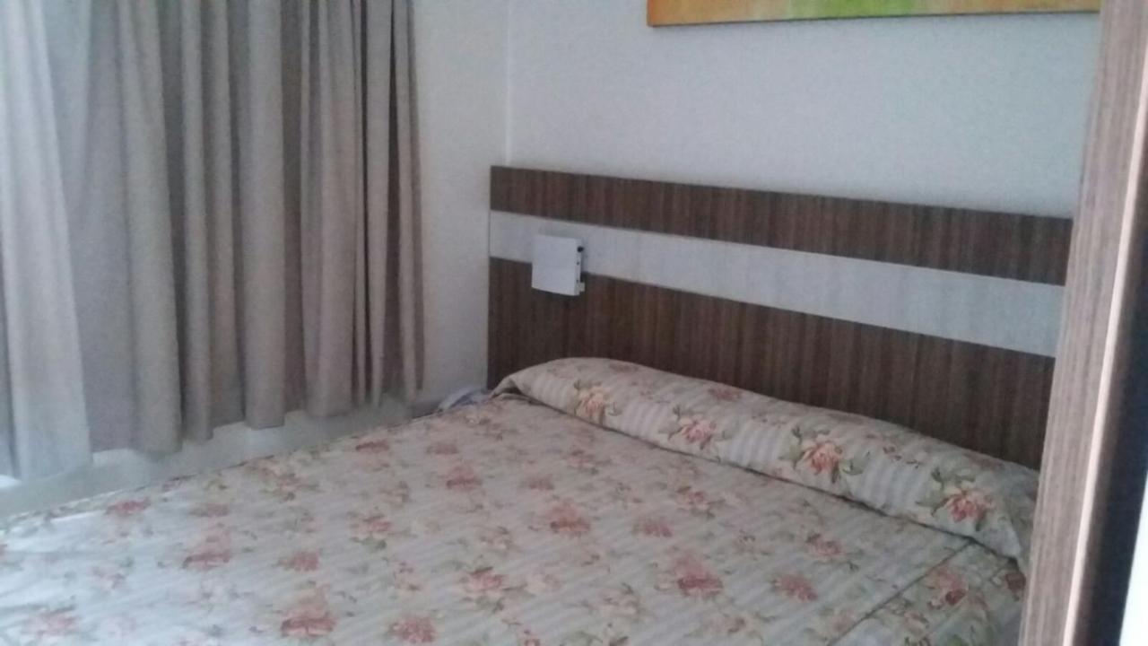 קאלדס נובאס Lacqua Di Roma Com Piscina De Ondas מראה חיצוני תמונה