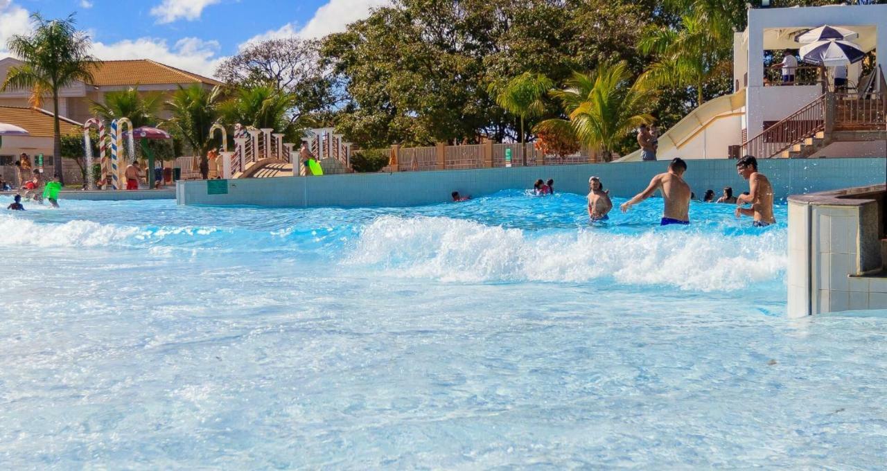 קאלדס נובאס Lacqua Di Roma Com Piscina De Ondas מראה חיצוני תמונה